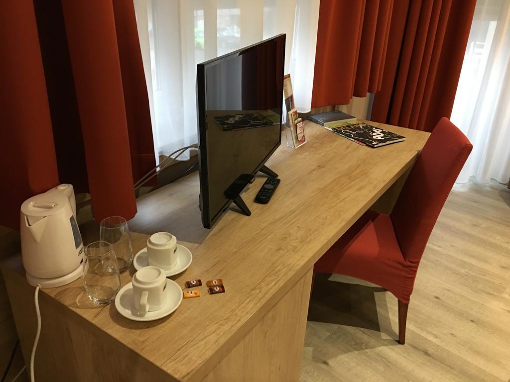 Auberge La Veranda Hesperange Luaran gambar